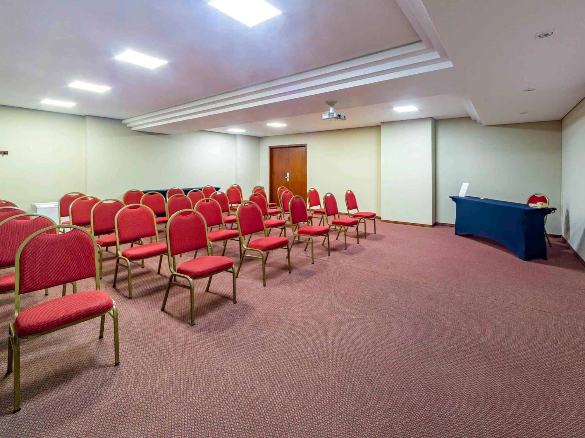 Mercure Curitiba Golden Екстер'єр фото
