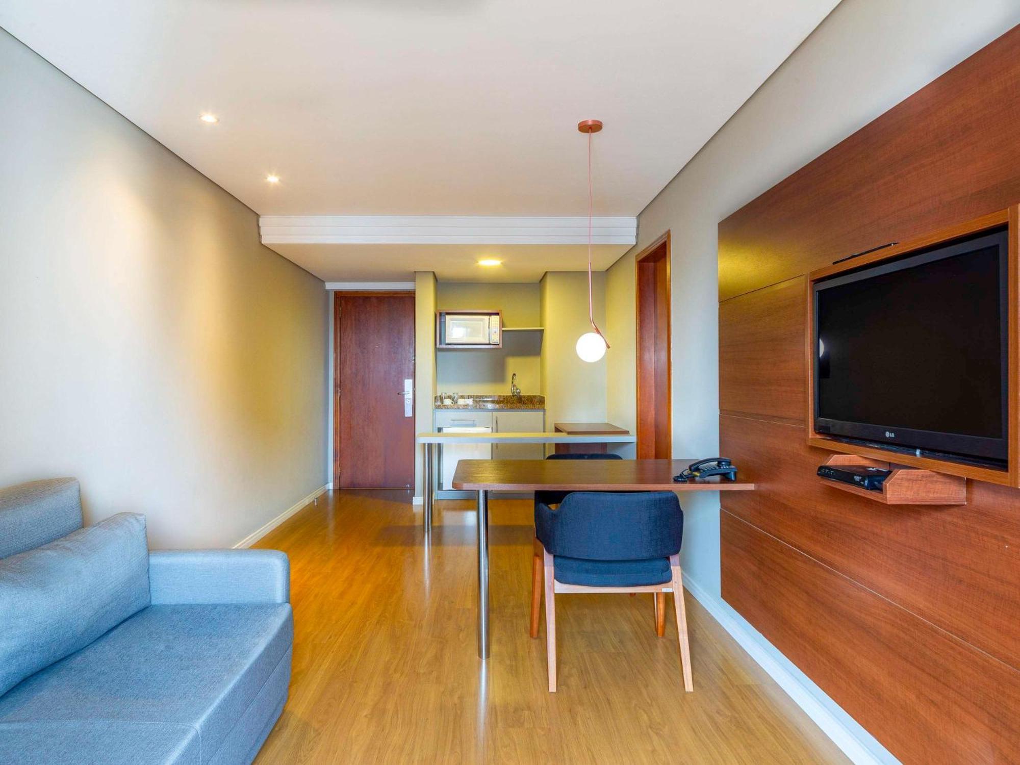 Mercure Curitiba Golden Екстер'єр фото