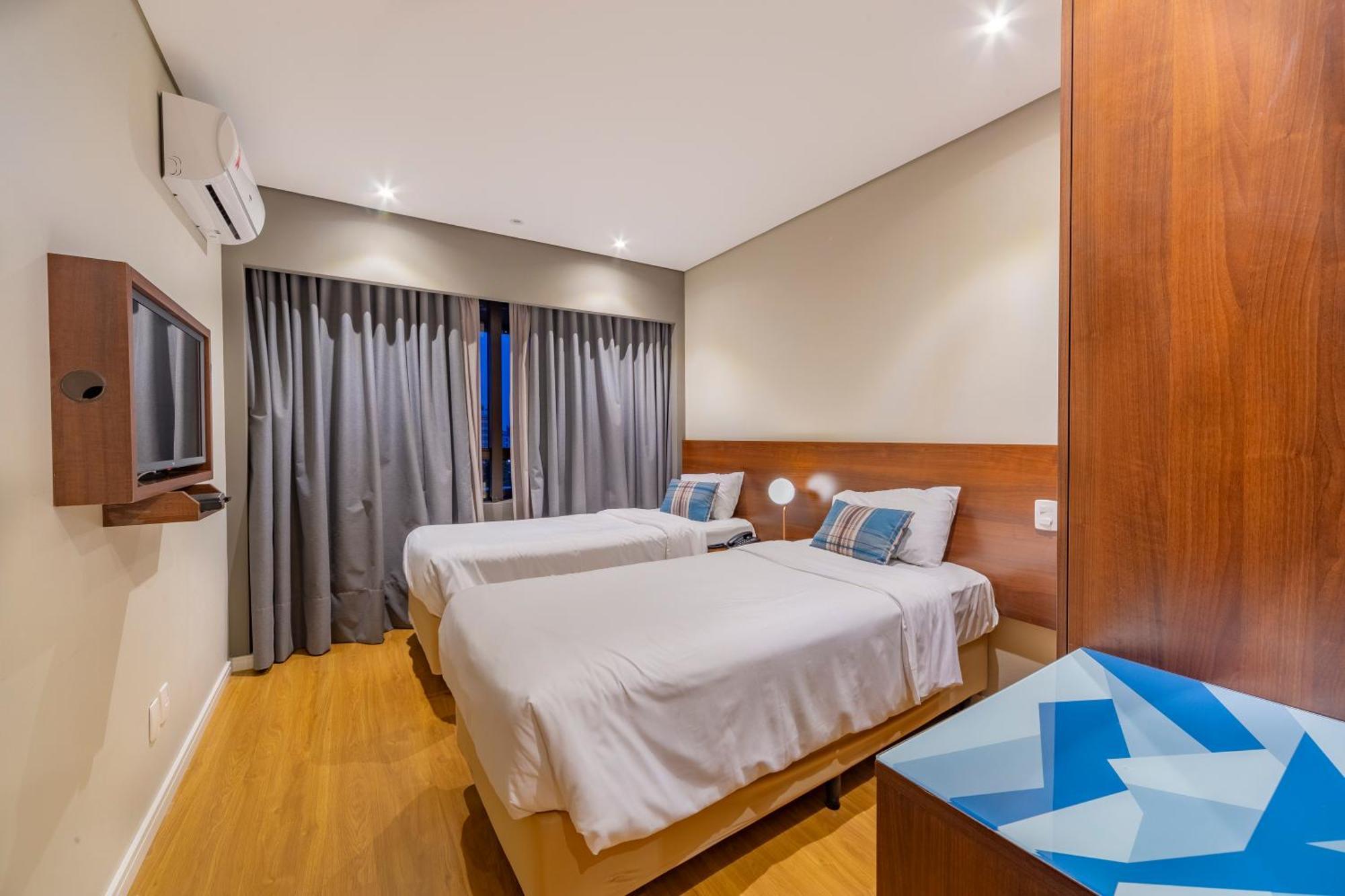 Mercure Curitiba Golden Екстер'єр фото