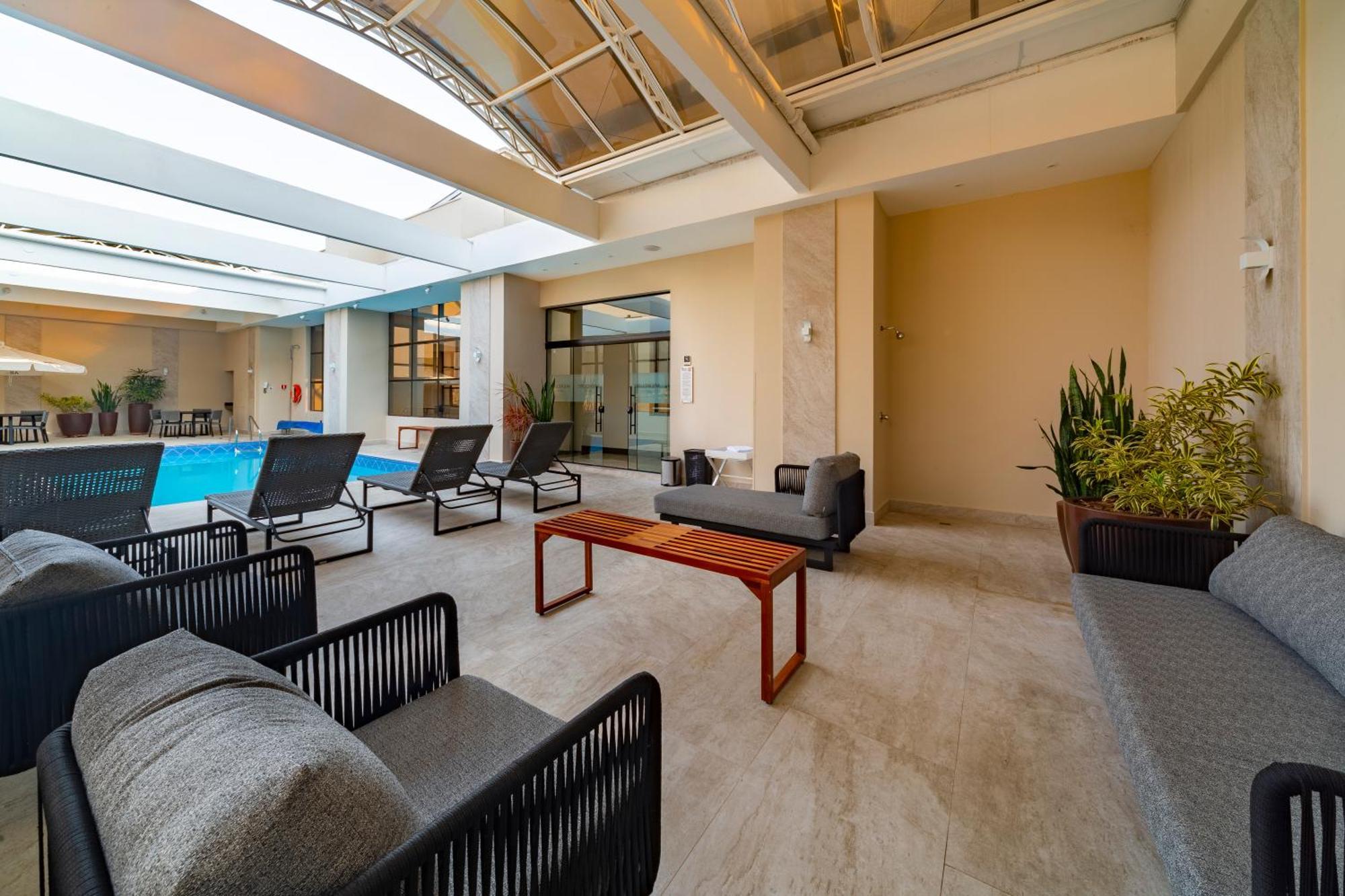 Mercure Curitiba Golden Екстер'єр фото